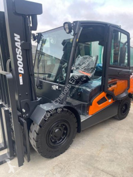 chariot diesel Doosan