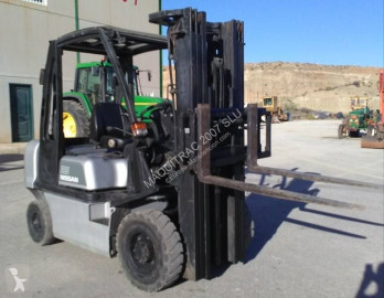 Carretilla diesel Nissan