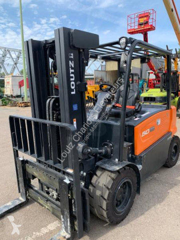 Carrello elevatore elettrico Doosan