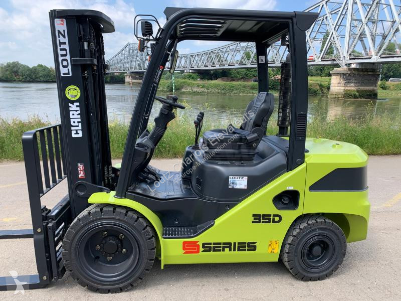 Chariot élévateur Clark S35D