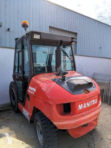 Carretilla diesel Manitou