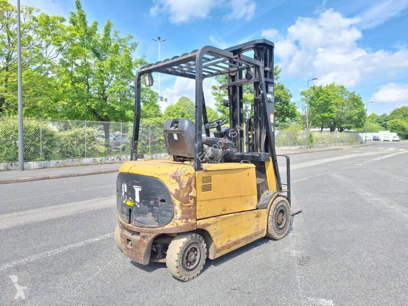 Heftruck Caterpillar KP