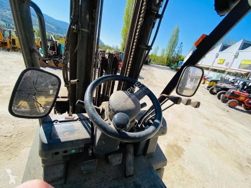 Heftruck Nissan  FGD02A30Q Chariot élévateur