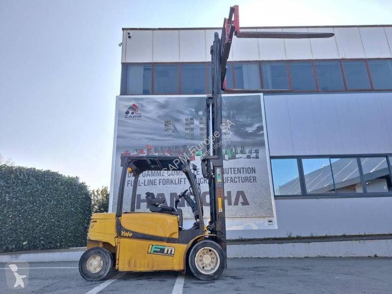 Empilhador elevador Yale  ERP50VM