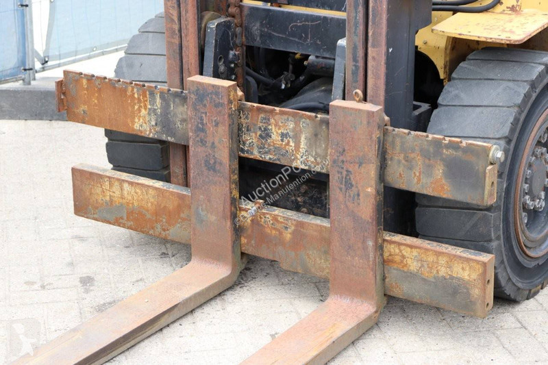 Caterpillar DP45 Gabelstapler