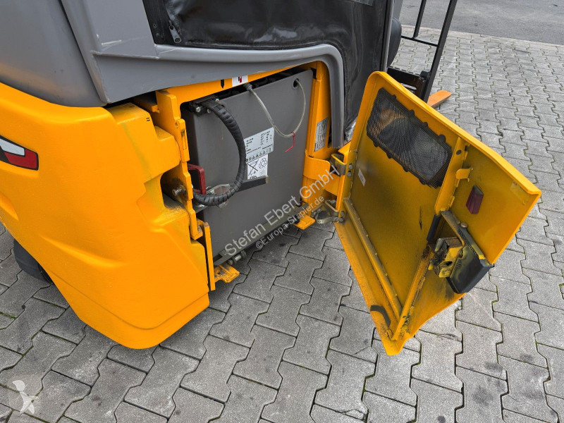 رافعة شوكية Jungheinrich EFG 215 / Triplex:...