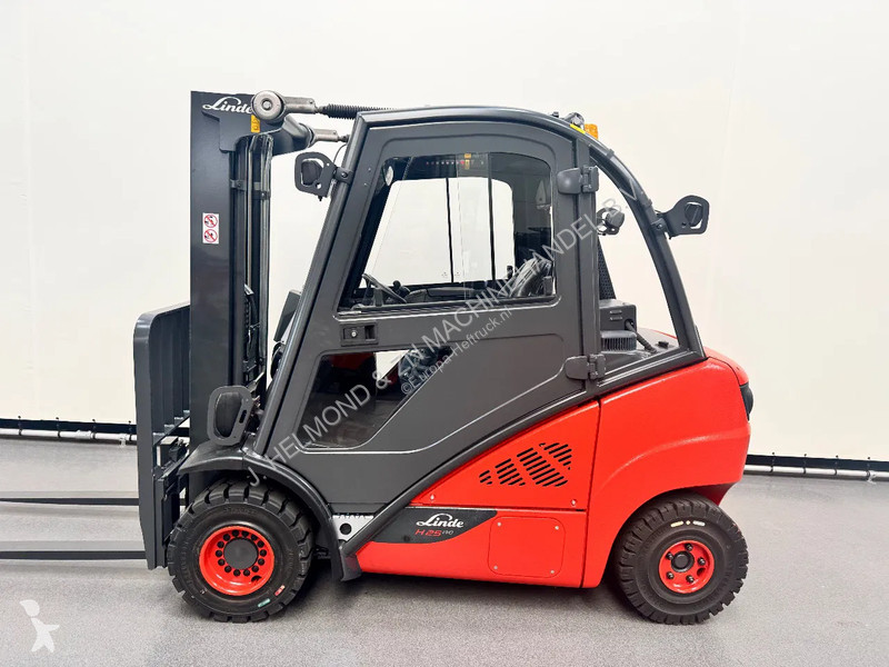 رافعة شوكية Linde 392 H 25 D-02