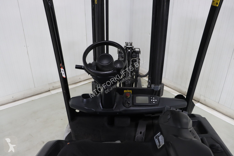 Carretilla elevadora Unicarriers MX-25