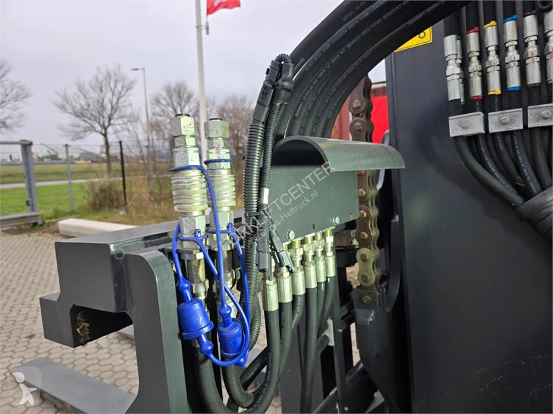 Кар Kalmar DCG160-12T