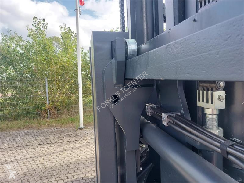 Vysokozdvižný vozík Kalmar DCG330-12