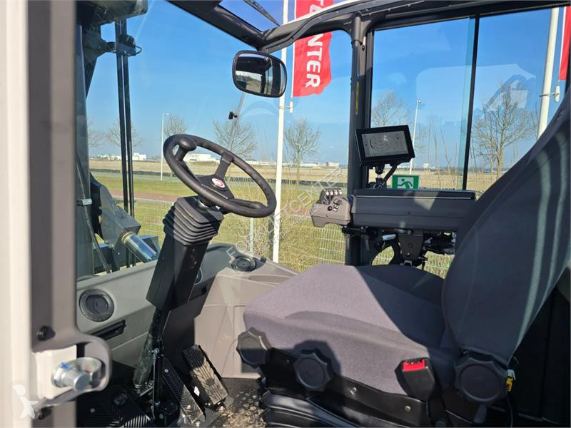 Vysokozdvižný vozík Konecranes SMV 33-1200C