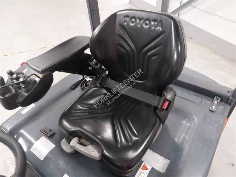 Vysokozdvižný vozík Toyota 8FBMKT25