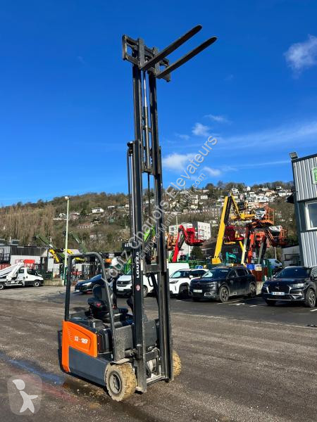 Кар Doosan  B18T-7