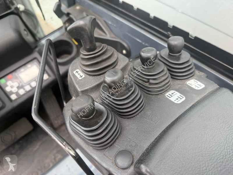 رافعة شوكية Toyota