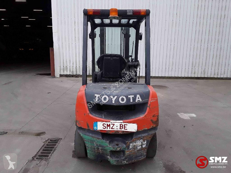 رافعة شوكية Toyota 25 02-8FDF25 6800 H