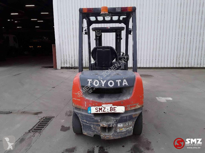 رافعة شوكية Toyota Tonero 25 5300H