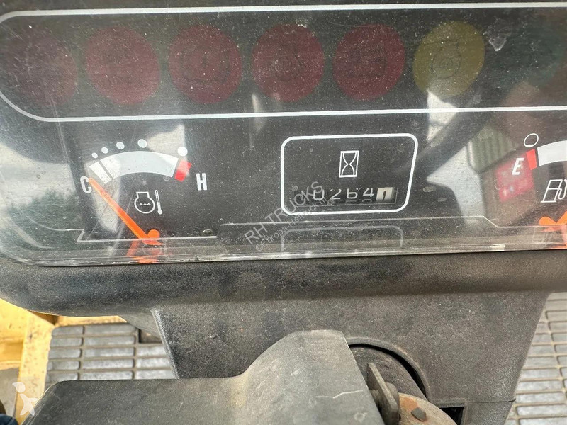 رافعة شوكية ثقيلة Caterpillar DP100...