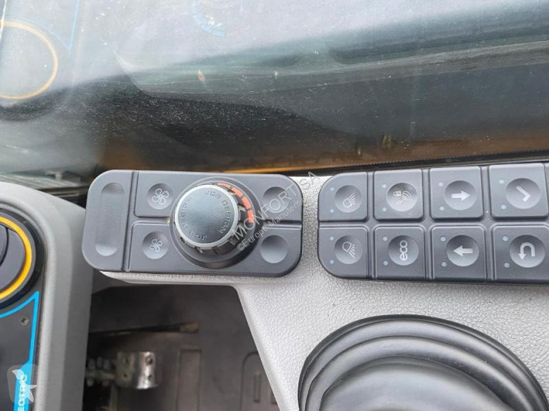 Автопогрузчик JCB  TLT 35-22E - 2RM électrique