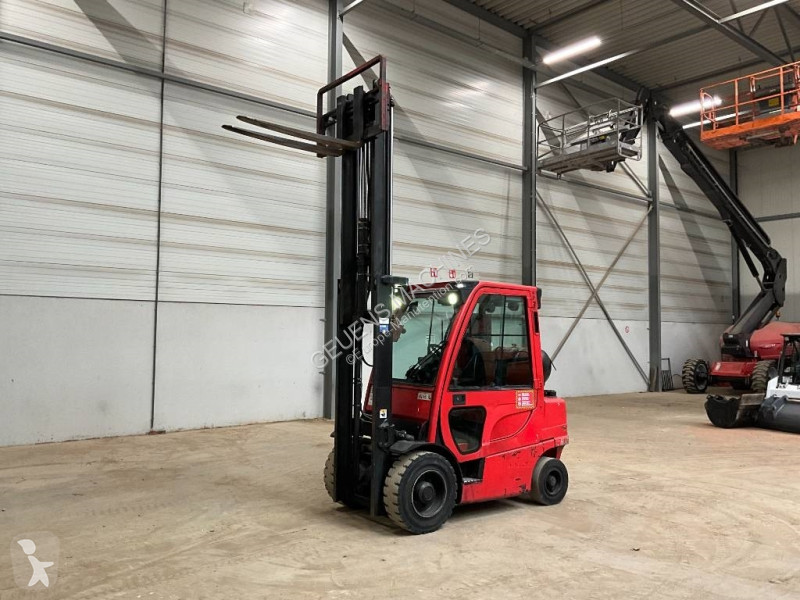 رافعة شوكية Hyster 25