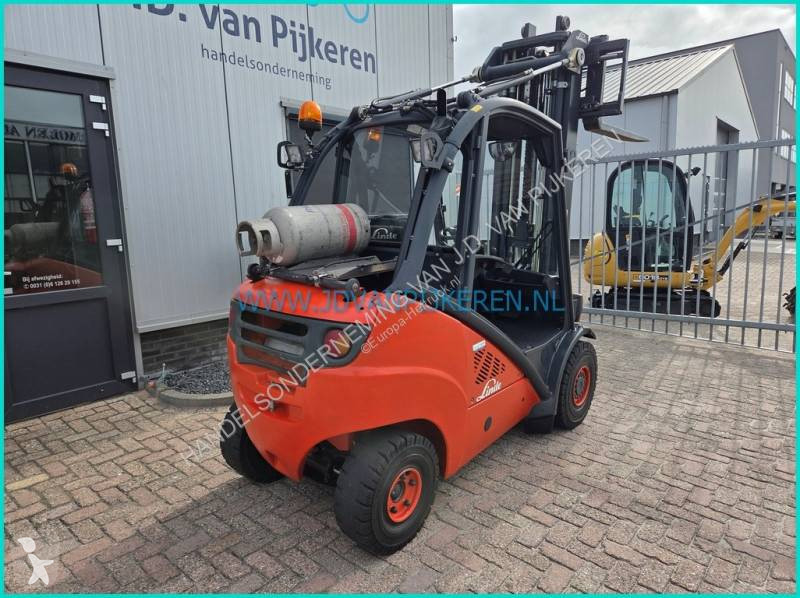Heftruck Linde H30T-01 2012...