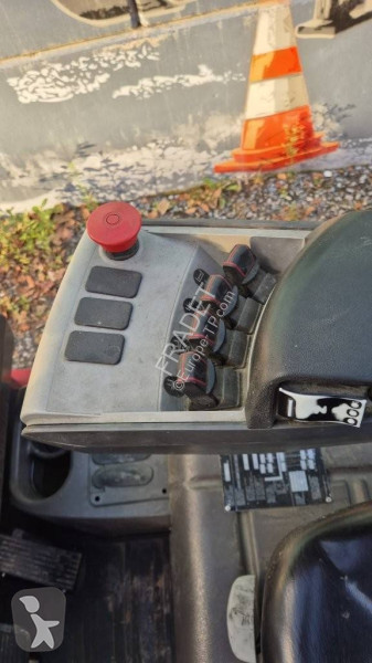 رافعة شوكية Manitou ME 318