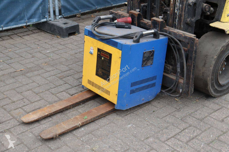 Автопогрузчик Hyster J3.00XM