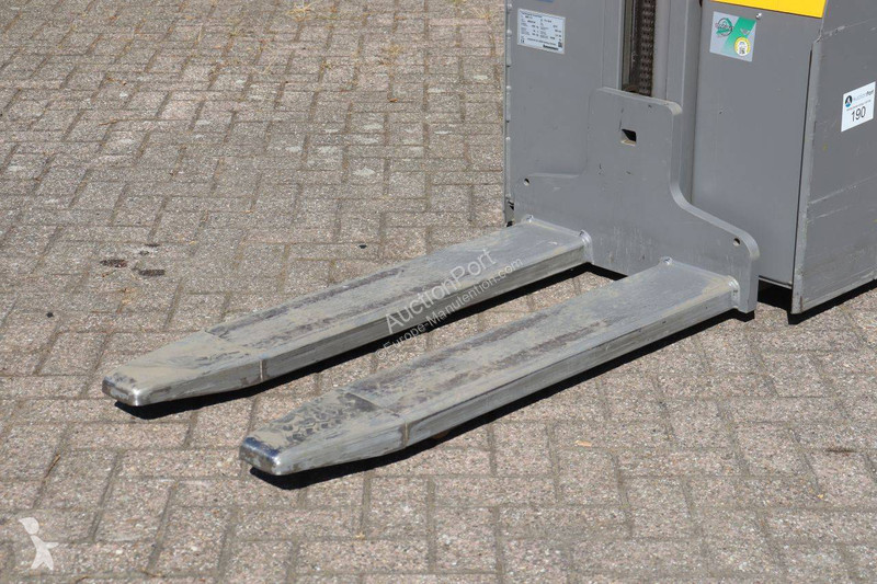 Carretilla elevadora Jungheinrich EMC 110