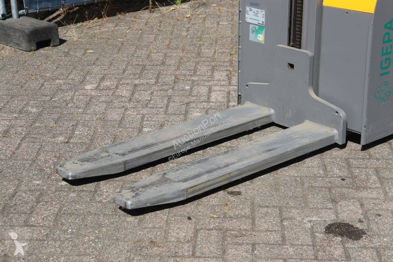 Carretilla elevadora Jungheinrich EMC 110
