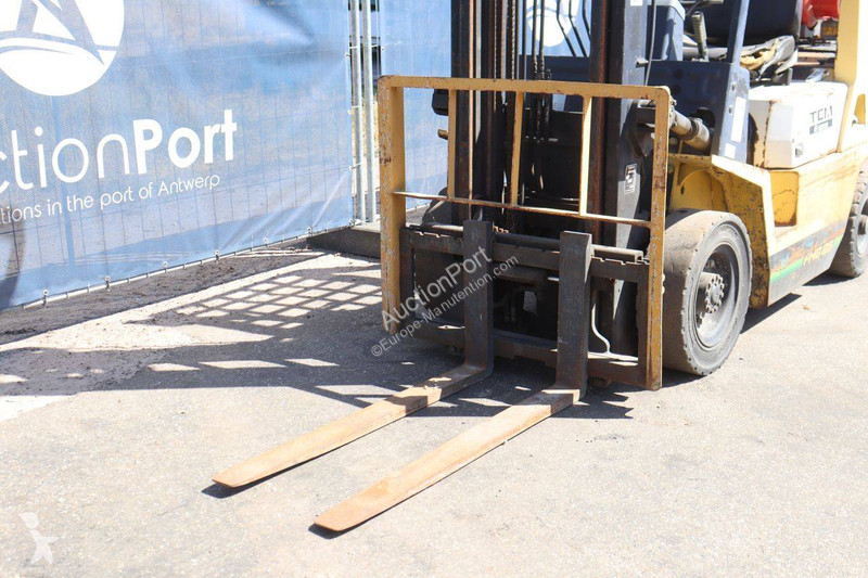 Carretilla elevadora TCM FHG25N