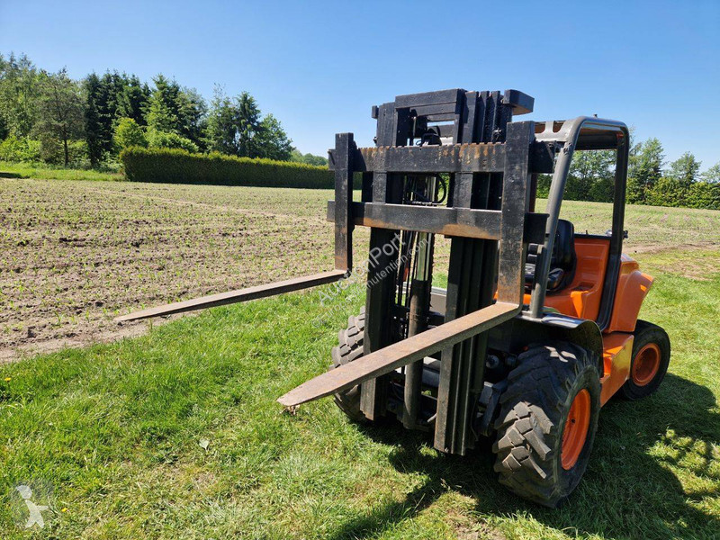 Chariot élévateur Ausa