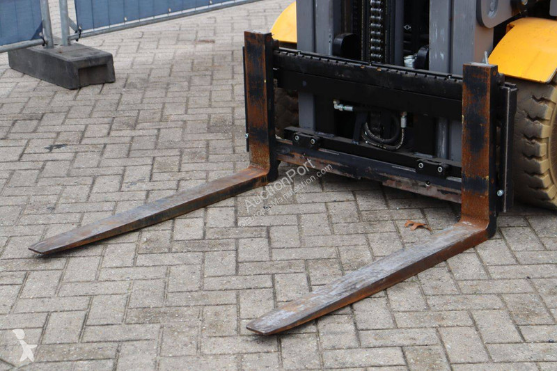 Chariot élévateur Jungheinrich 425S
