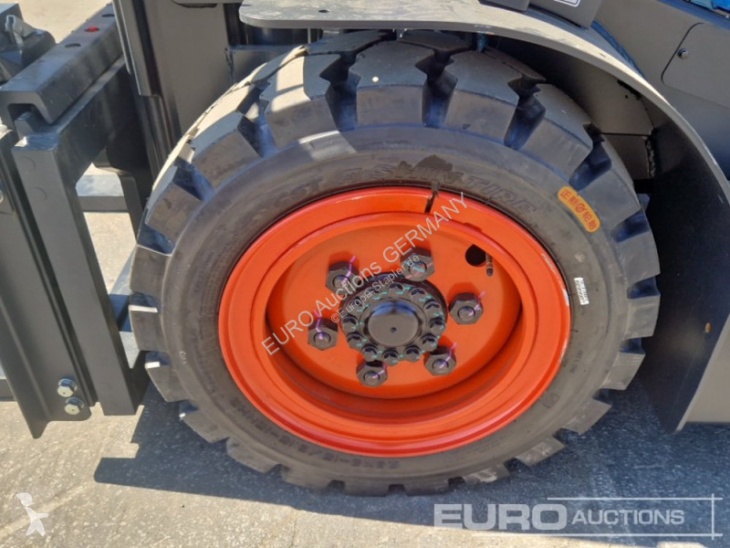 Bobcat D30NXE Forklift