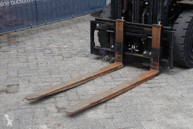 Forklift