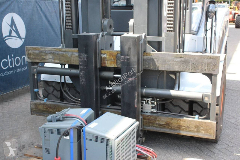 Forklift
