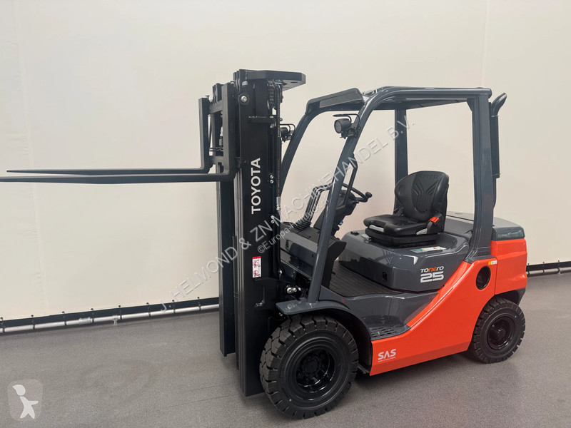 Heftruck Toyota 52-8 FDF 25
