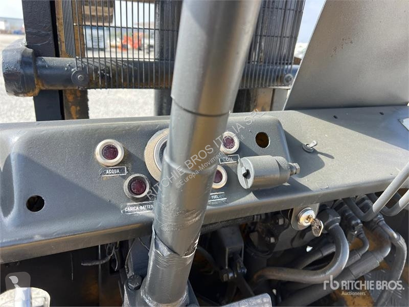 Carretilla elevadora OM 30 Forklift