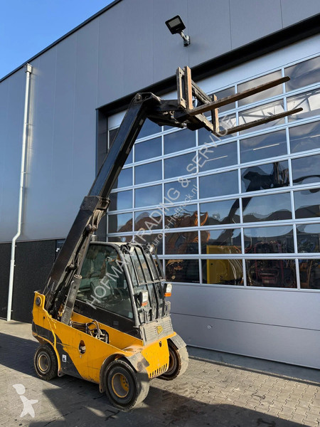 رافعة شوكية JCB TLT30