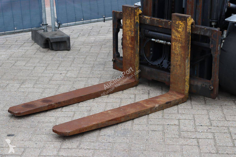Chariot élévateur Still