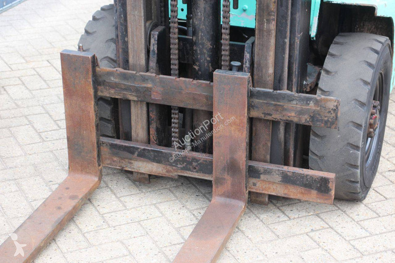 Chariot élévateur Yang FD-