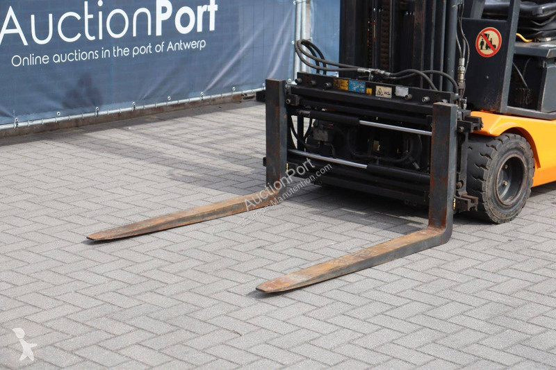 Chariot élévateur Still R20-18