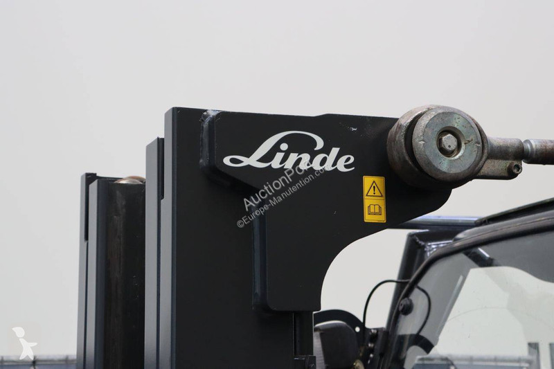 Empilhador elevador Linde D