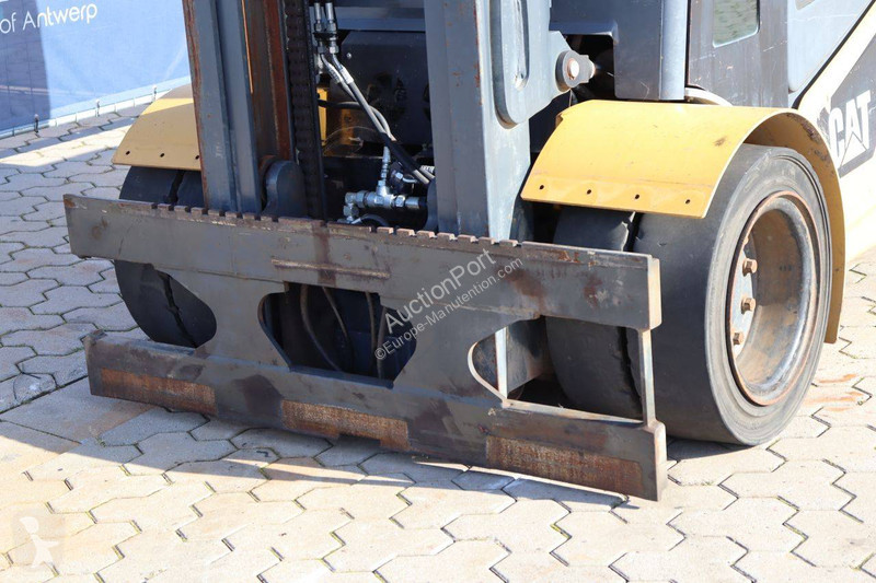 Empilhador elevador Caterpillar EP40-2