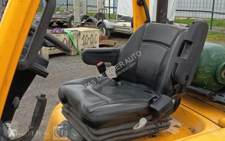 Empilhador elevador Hyster chariot mat