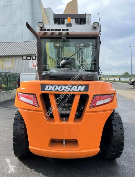 Carrello elevatore Doosan  D90S7