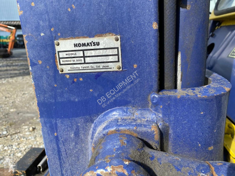رافعة شوكية Komatsu  Chariot élévateur diesel...