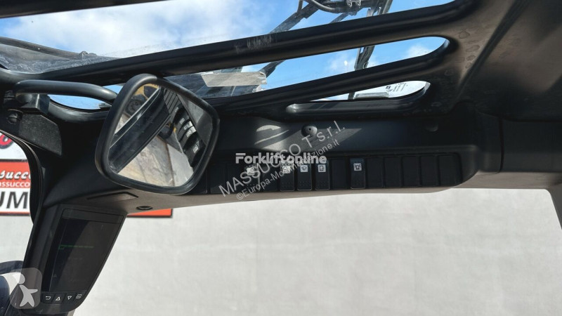 Teleskopický manipulátor Linde E30 L