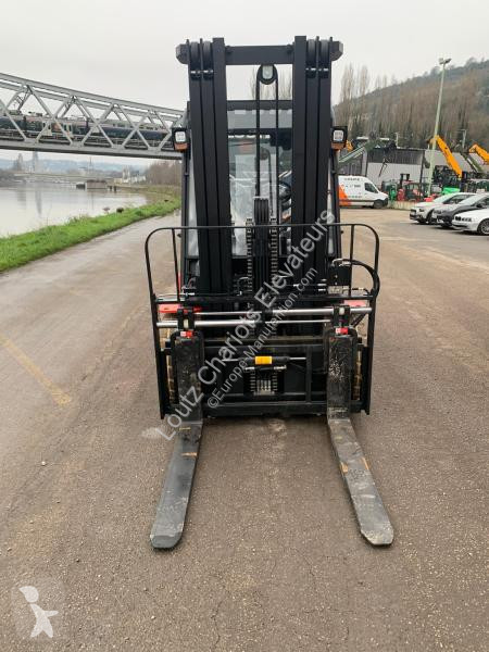 Chariot élévateur EP  CPD50L1