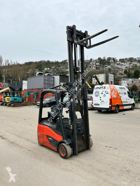 Chariot élévateur Linde  E16C-02