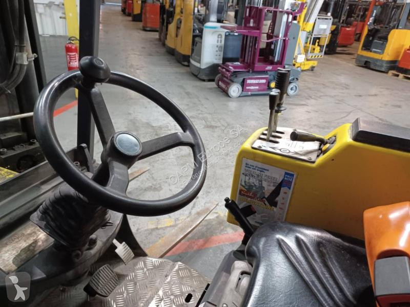 Chariot élévateur Aisle Master E
