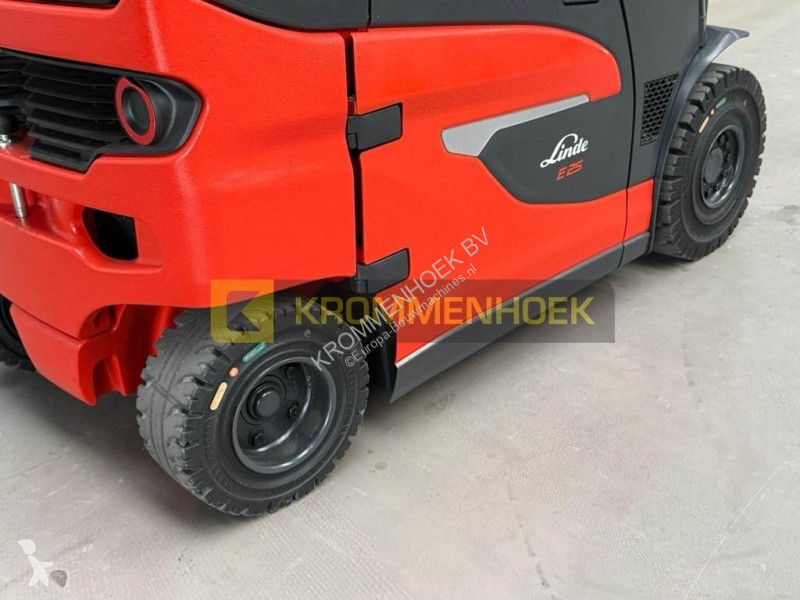 Heftruck Linde E 25 Triplex 7410 mm